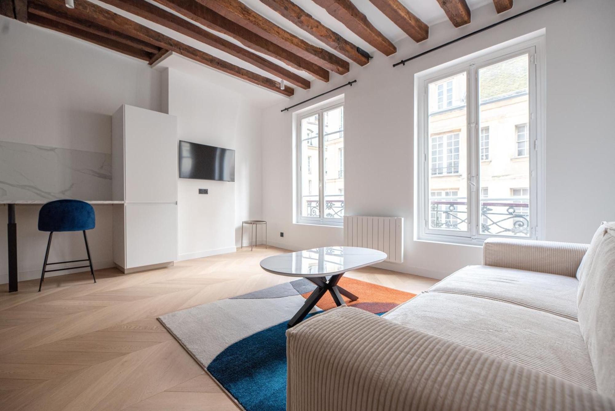 Stylish Flat Marais Paris