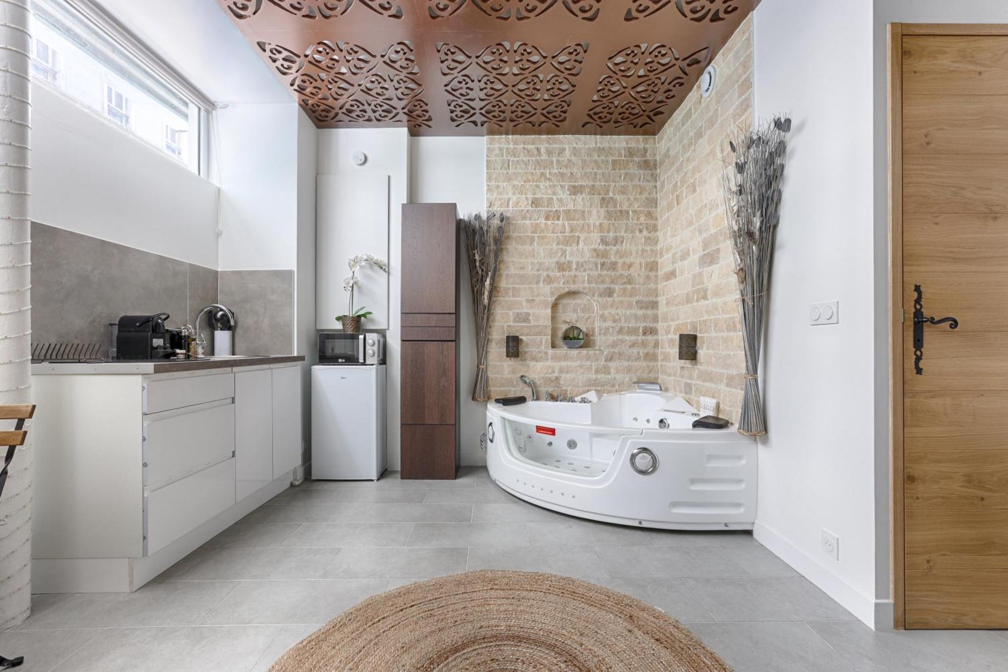 Mykeypers - Lovely With Jacuzzi Apartment Paris