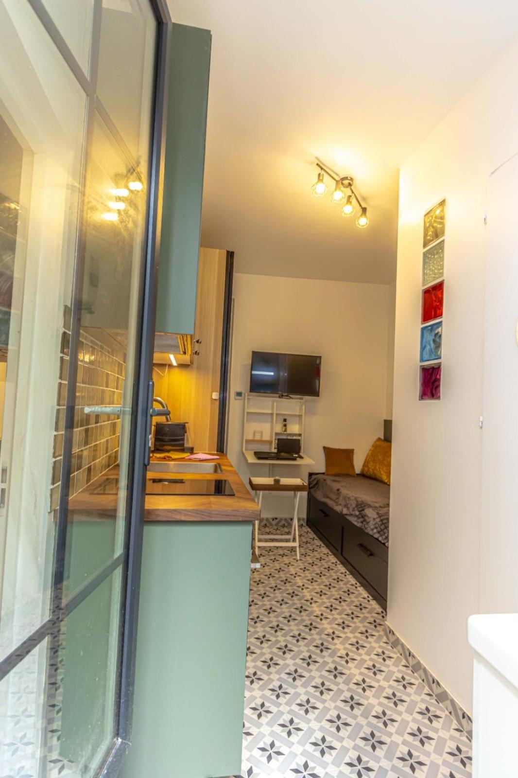 Ledion 14 * Paris