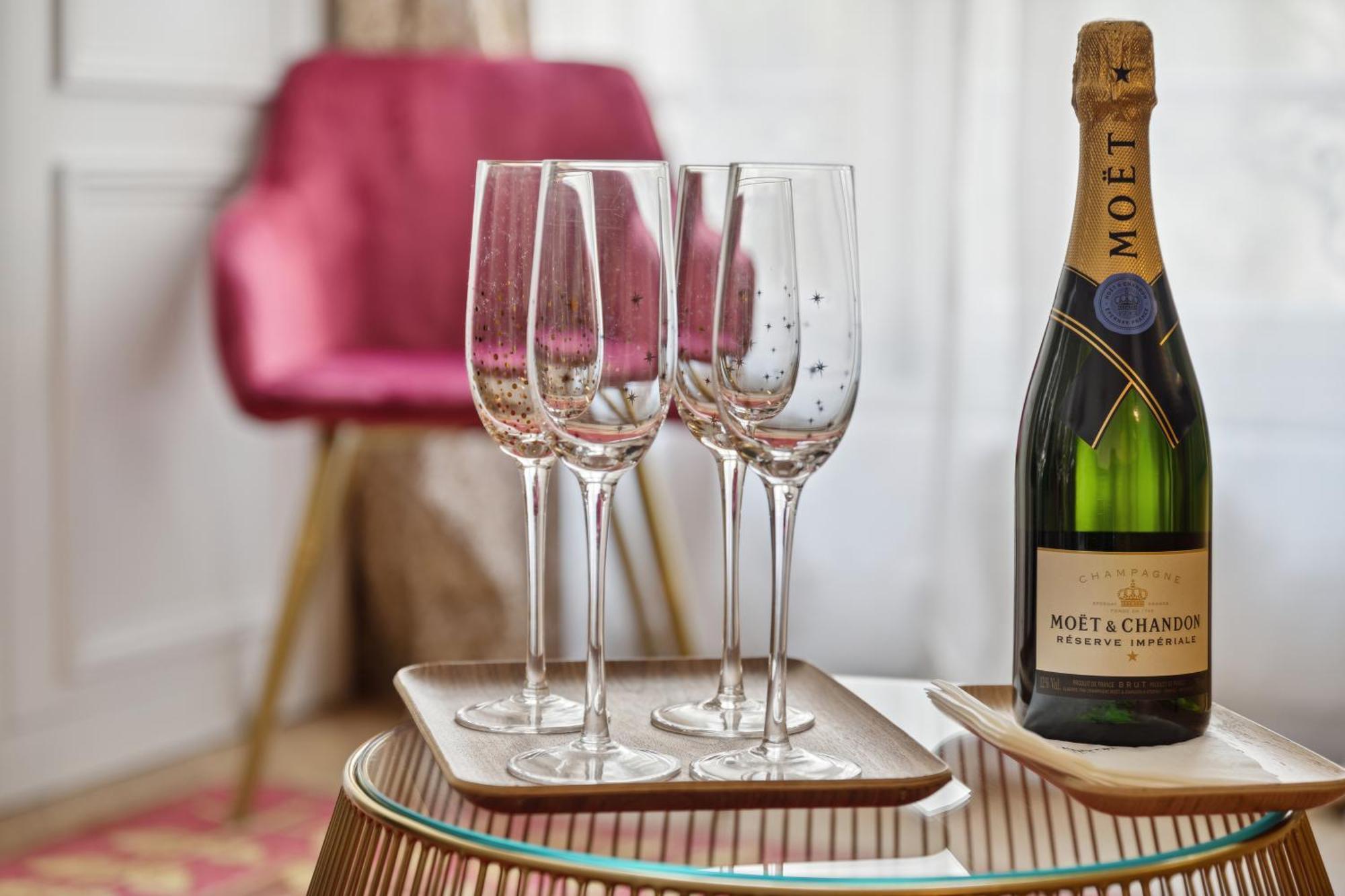 La Maison Kleber - Luxury Apartments, Champs-elysees - Eiffel Tower Paris