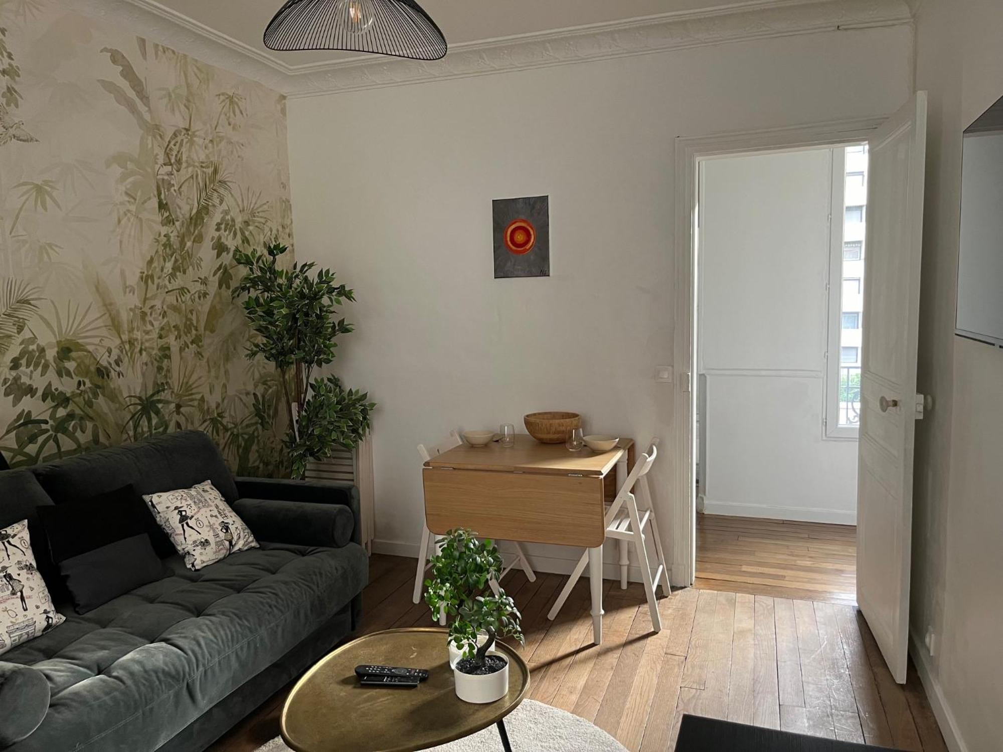 Cosy In Paris