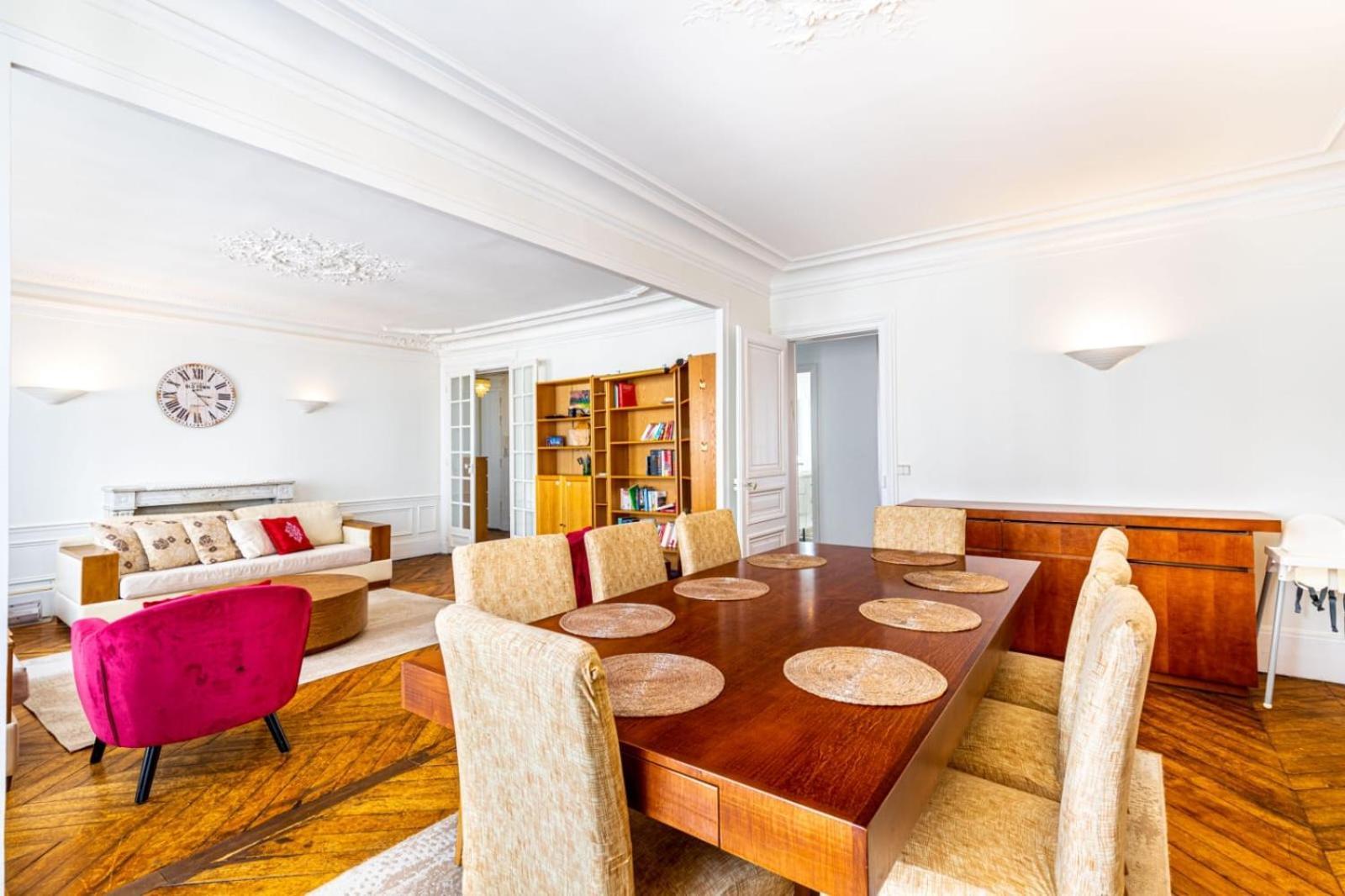 Prestigious Parisian Flat Apartment *