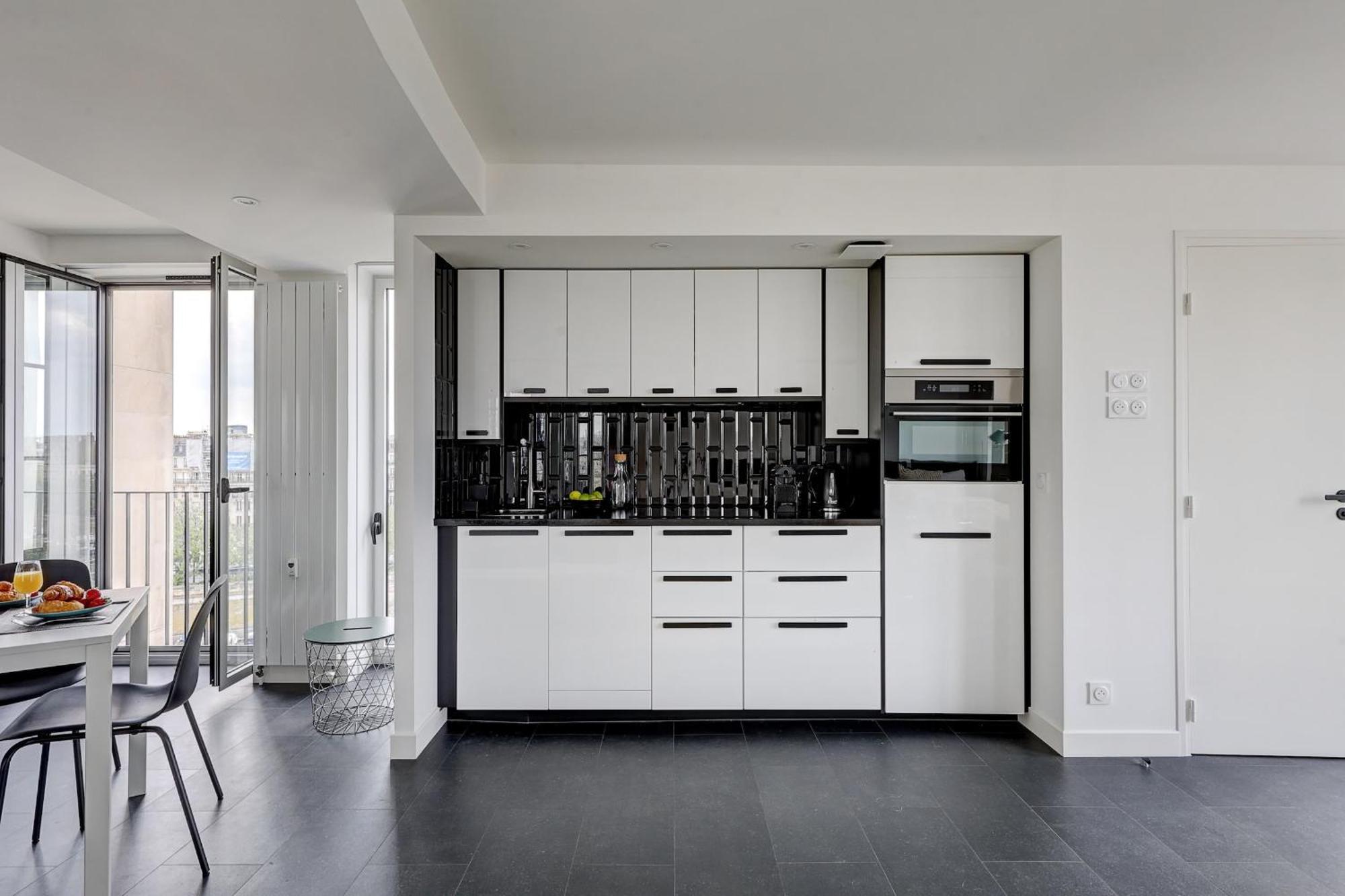 La Seine Cozy 1br Paris