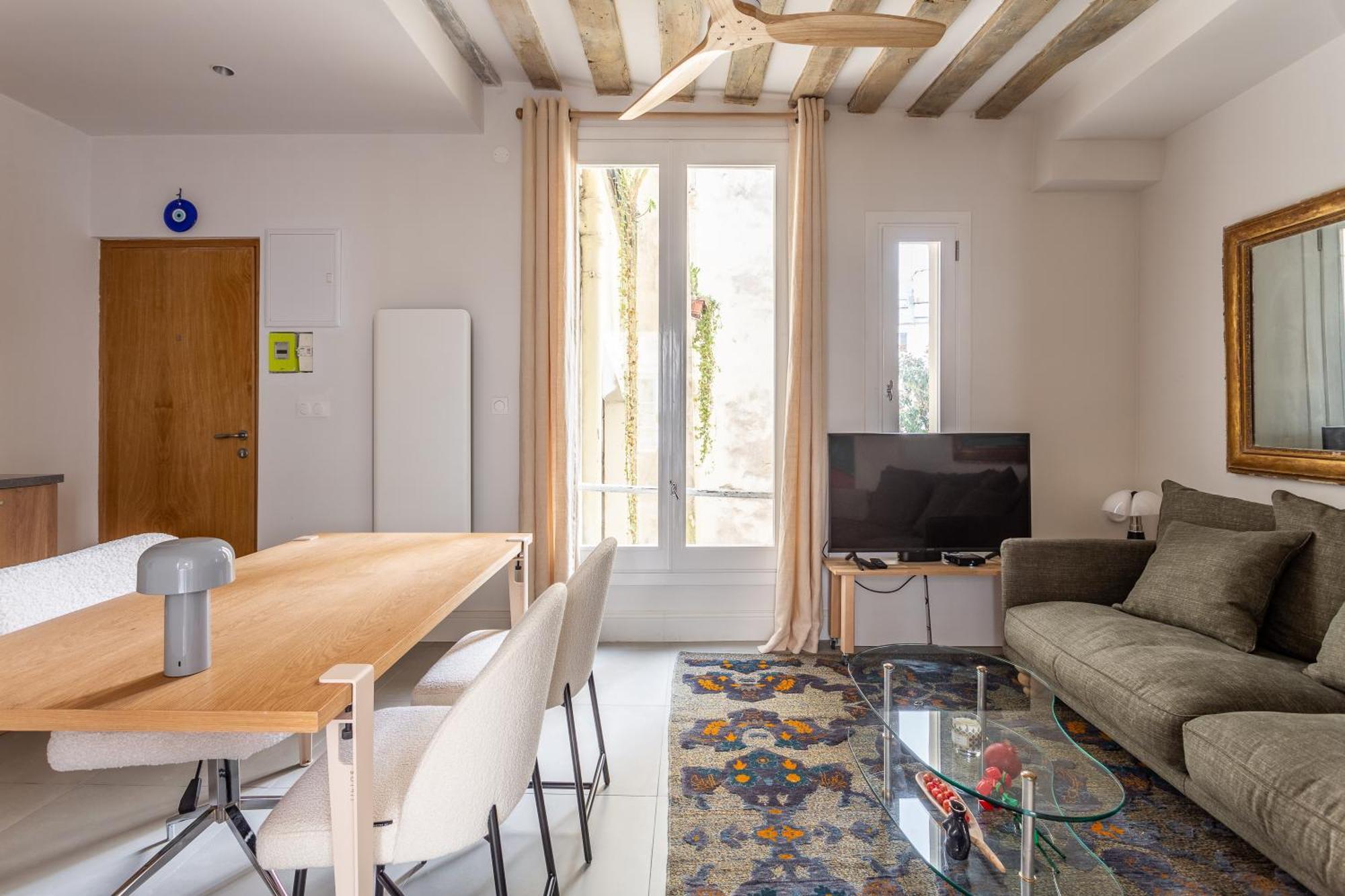 Heart Of Le Marais Apartment *