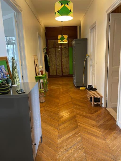 Familial Typiquement Parisien Apartment *