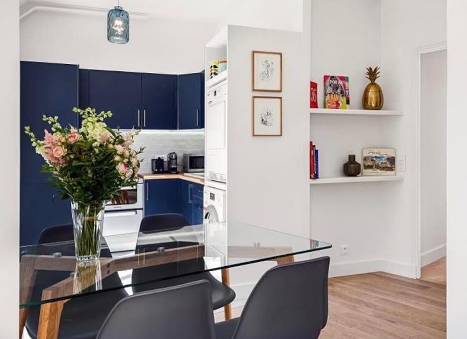 Appartement De Luxe Avec Terrasse Sur Les Champs Elysees *