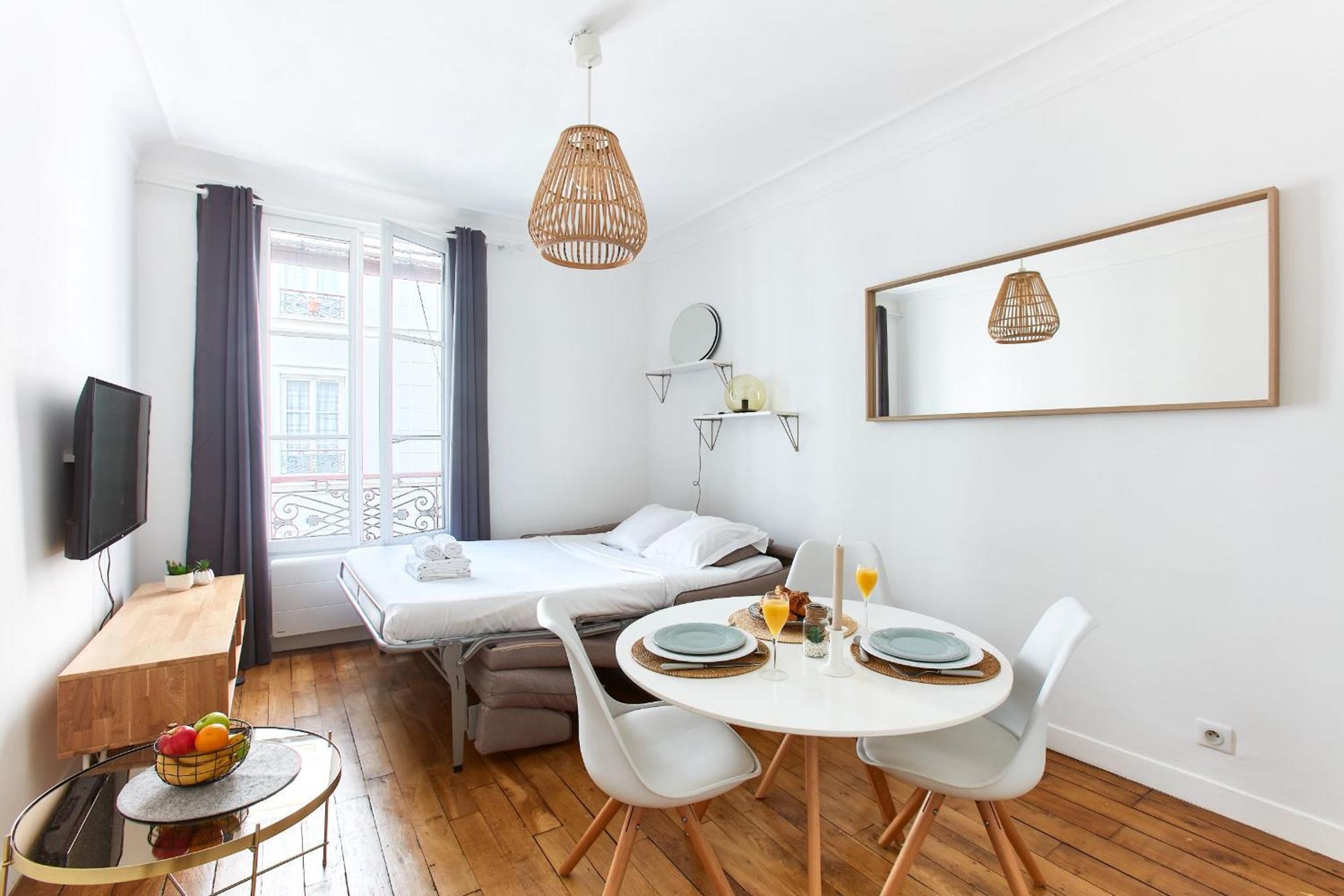 Montmartre & Rue Durantin - 1br - Cityapartmentstay Apartment