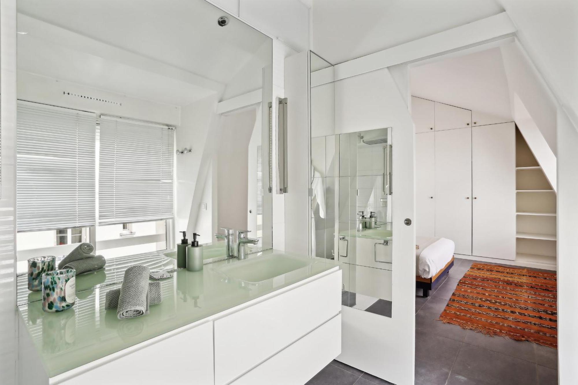 Nation 2br Property *