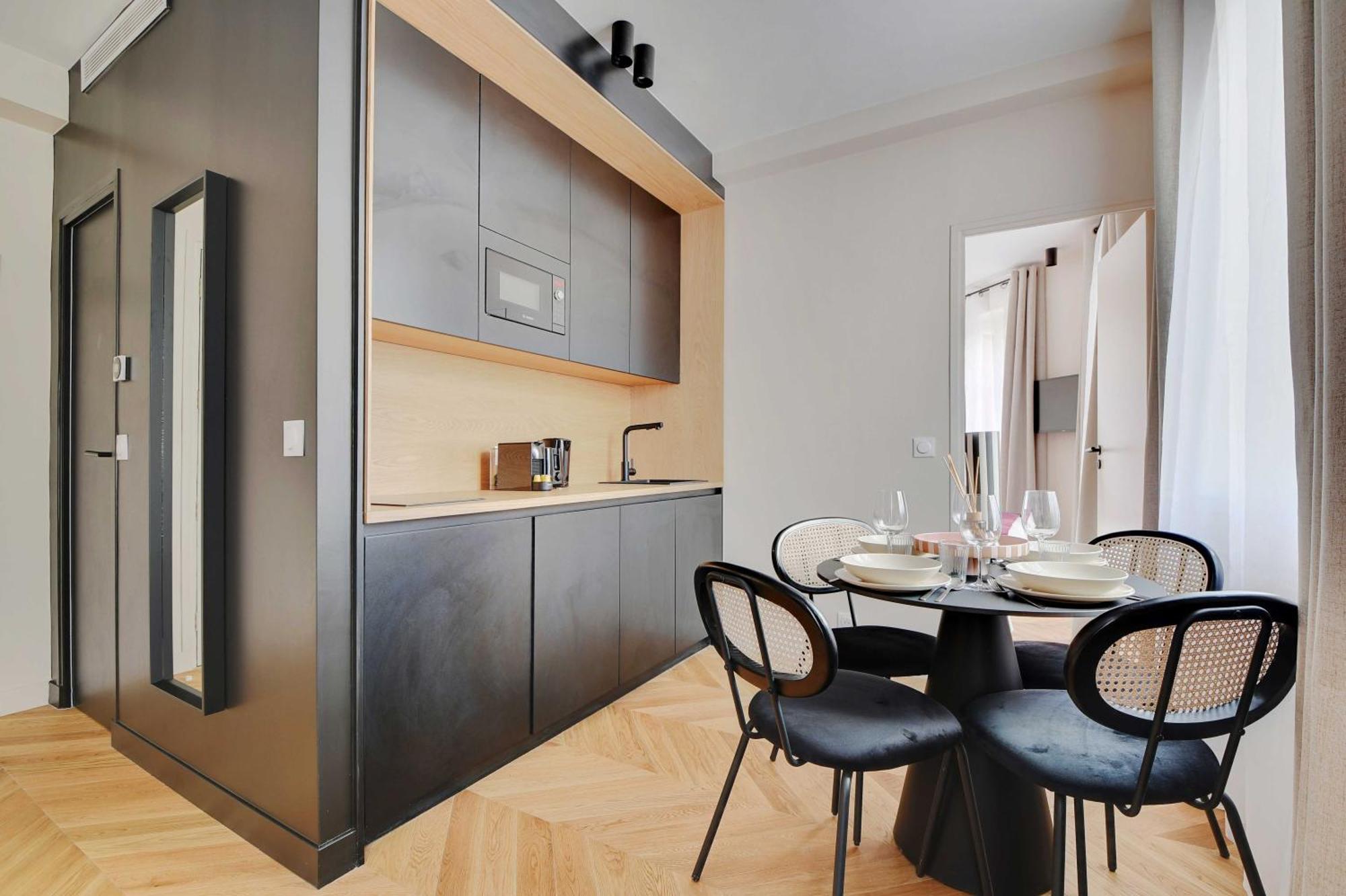 Apartment Parisian With Air Conditioning Eiffel Tower *