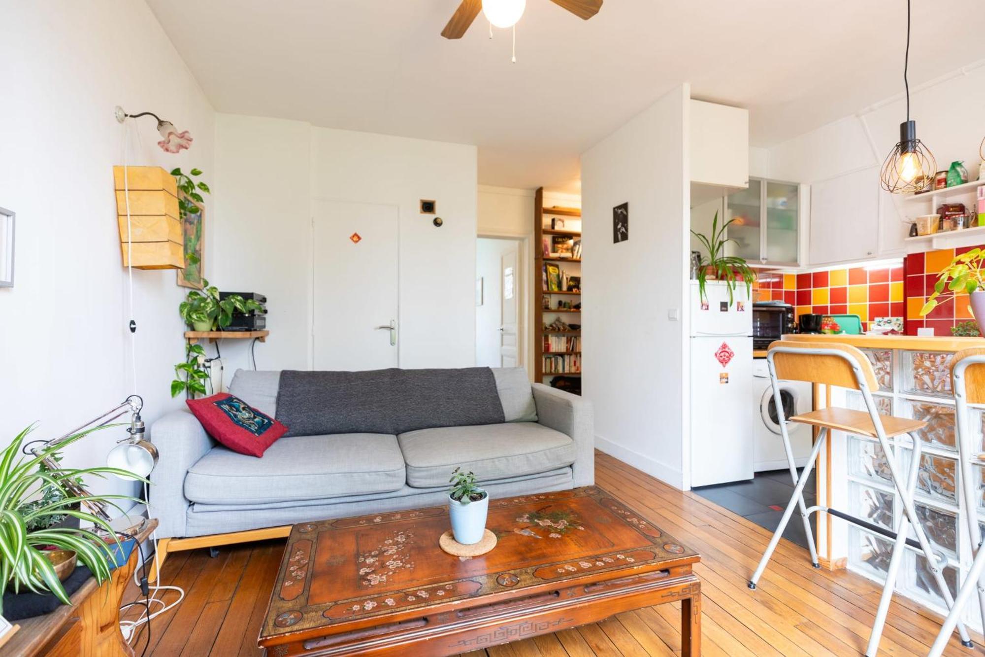 Apartment Cosy Metro Orly 4pers Paris