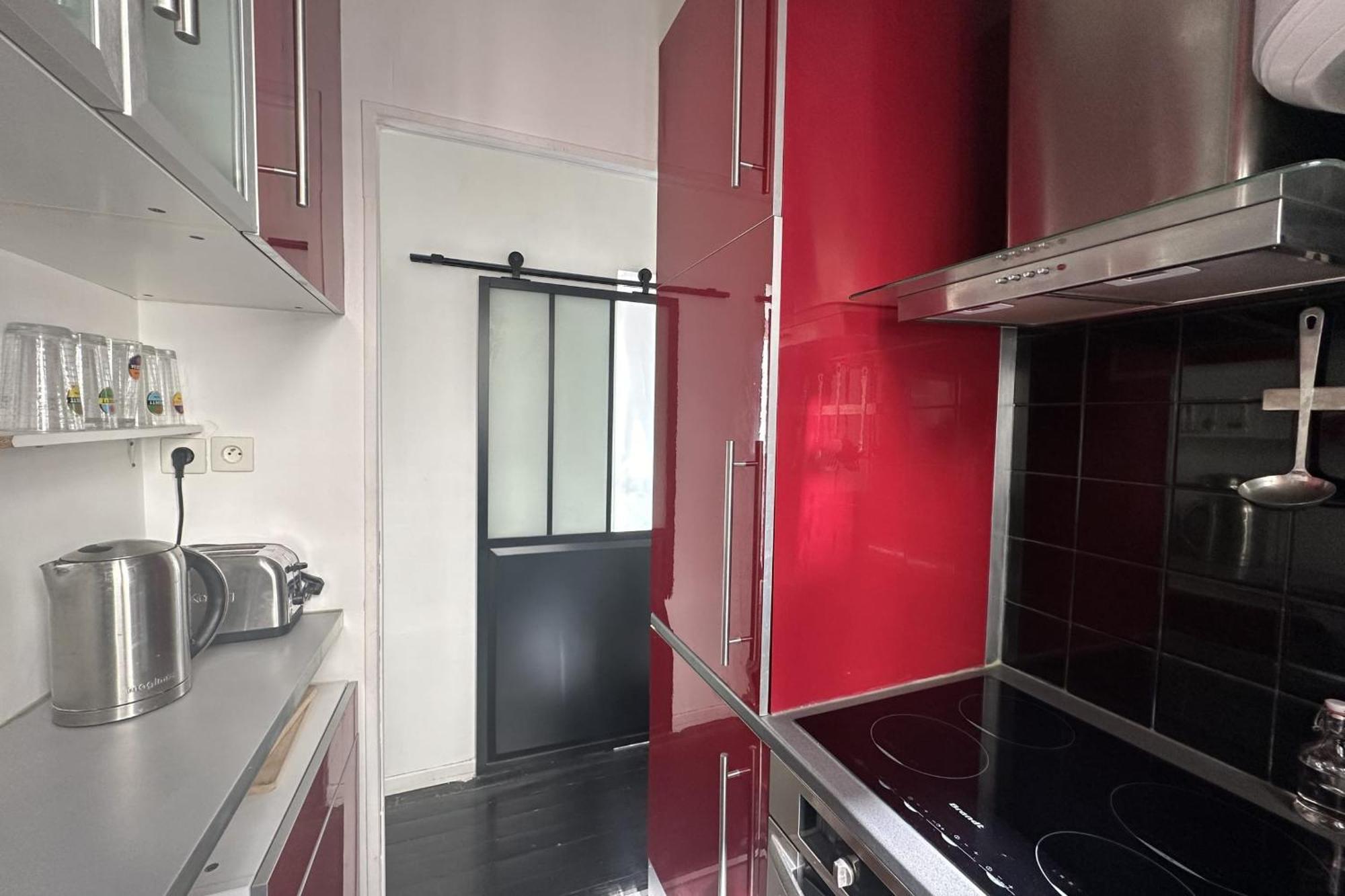 Well-located 40 M Cocoon Apartment *