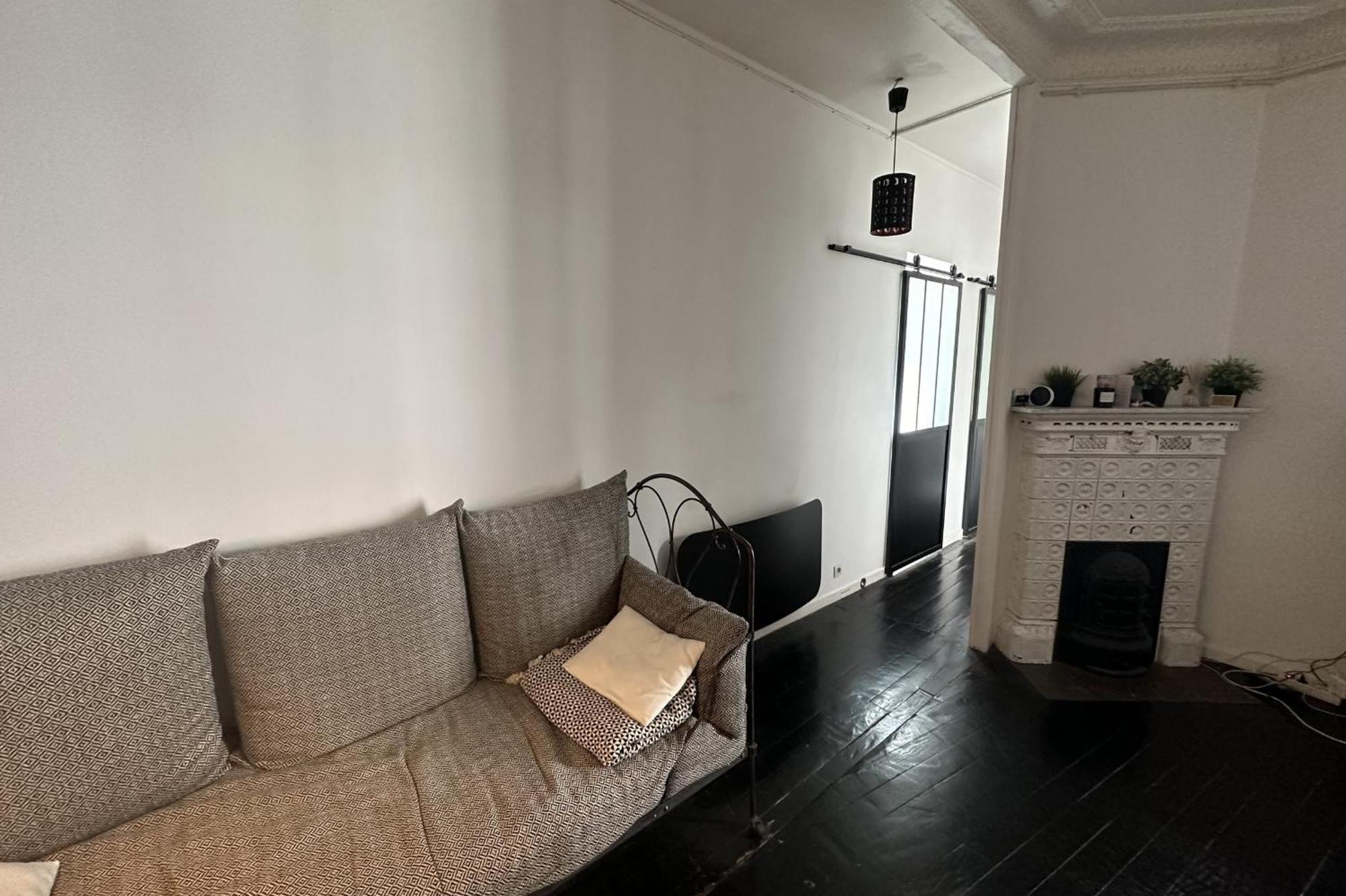 Well-located 40 M Cocoon Apartment Paris