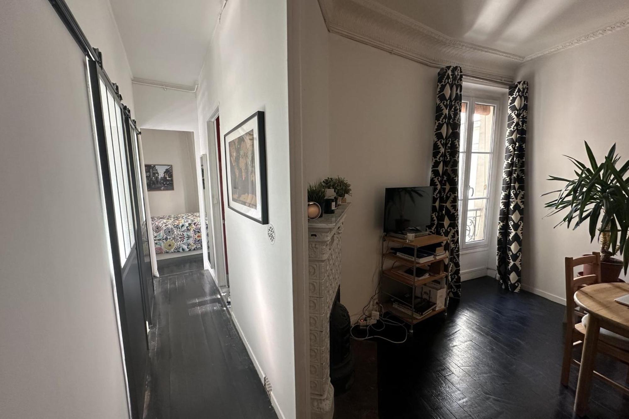 Well-located 40 M Cocoon Paris