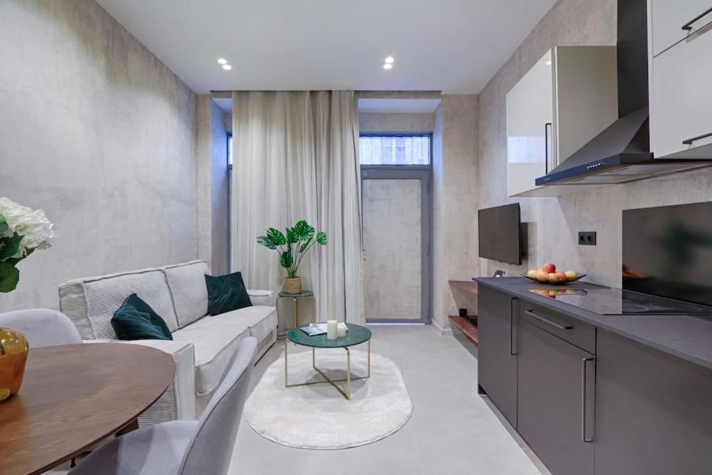 Apartment Charonne/voltaire : Cosy 4p *