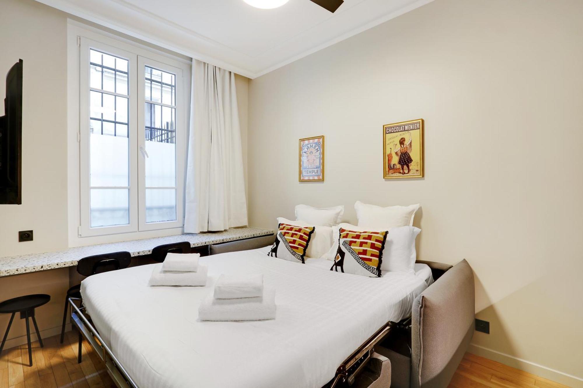 Pick A Flat's In Montmartre - Rue Marcadet