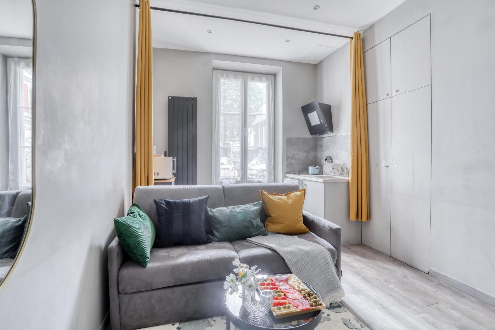 Le Charme Parisien Jo 2024 *