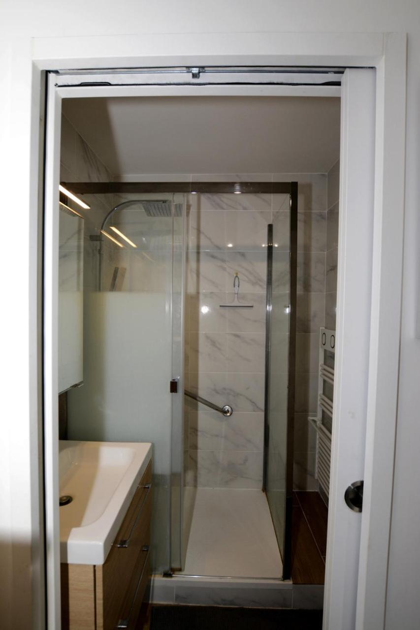 Beaux 2 Pieces Daumesnil Apartment