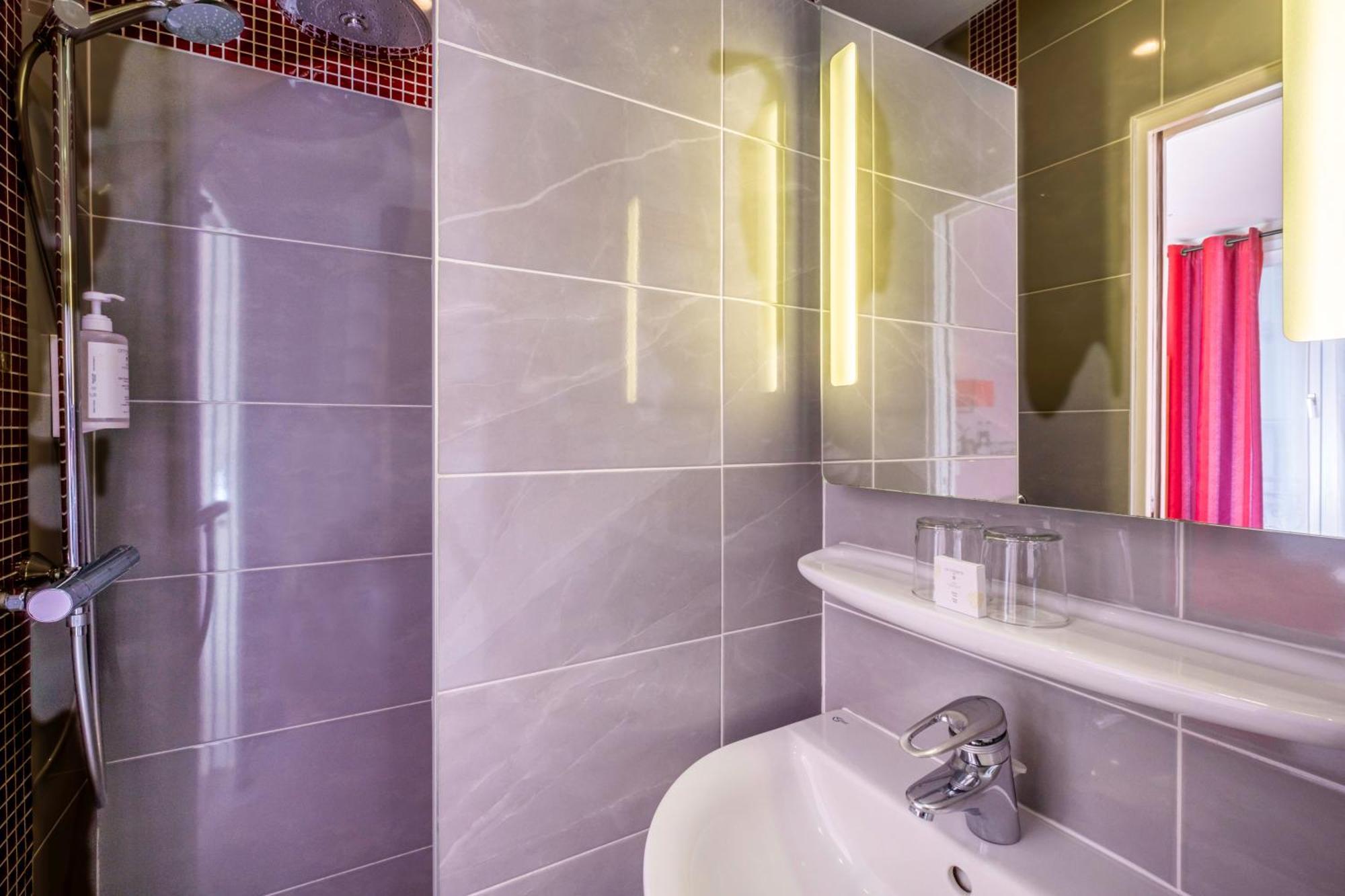 Grand De Turin Hotel 3*
