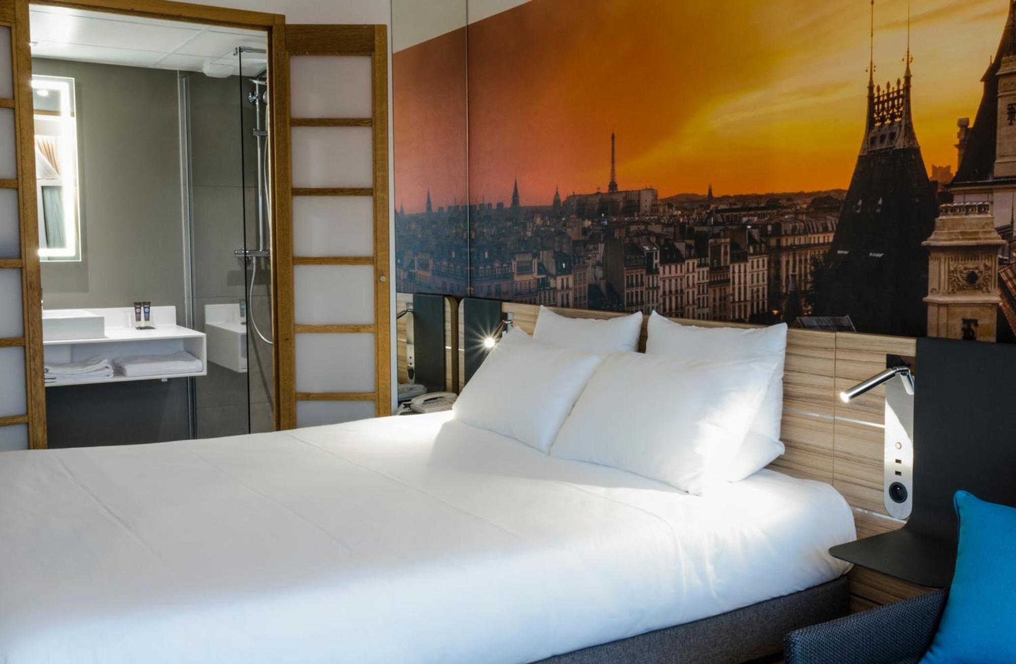 Novotel 14 Porte D'orleans Hotel