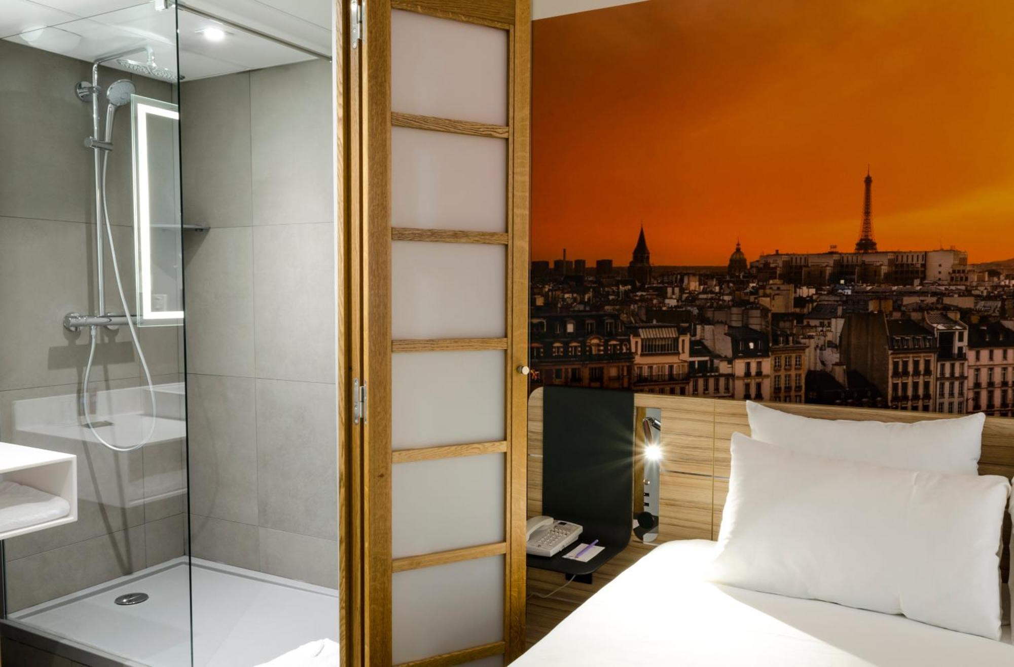 Novotel 14 Porte D'orleans Hotel 4*