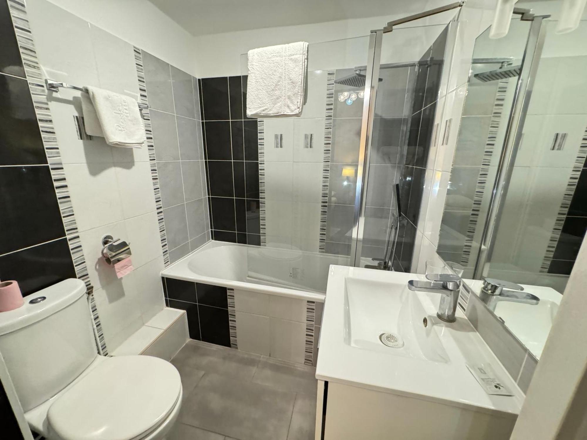 Hotel Luxor Bastille Paris
