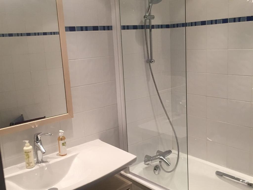 Short Apartment