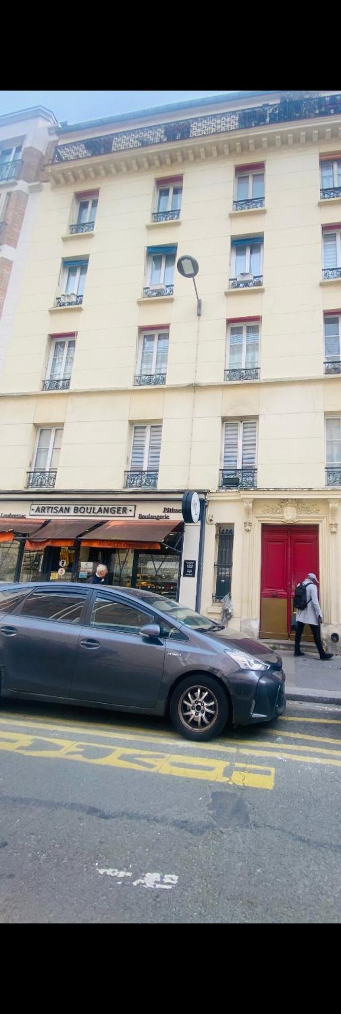Fahime Apartment Paris