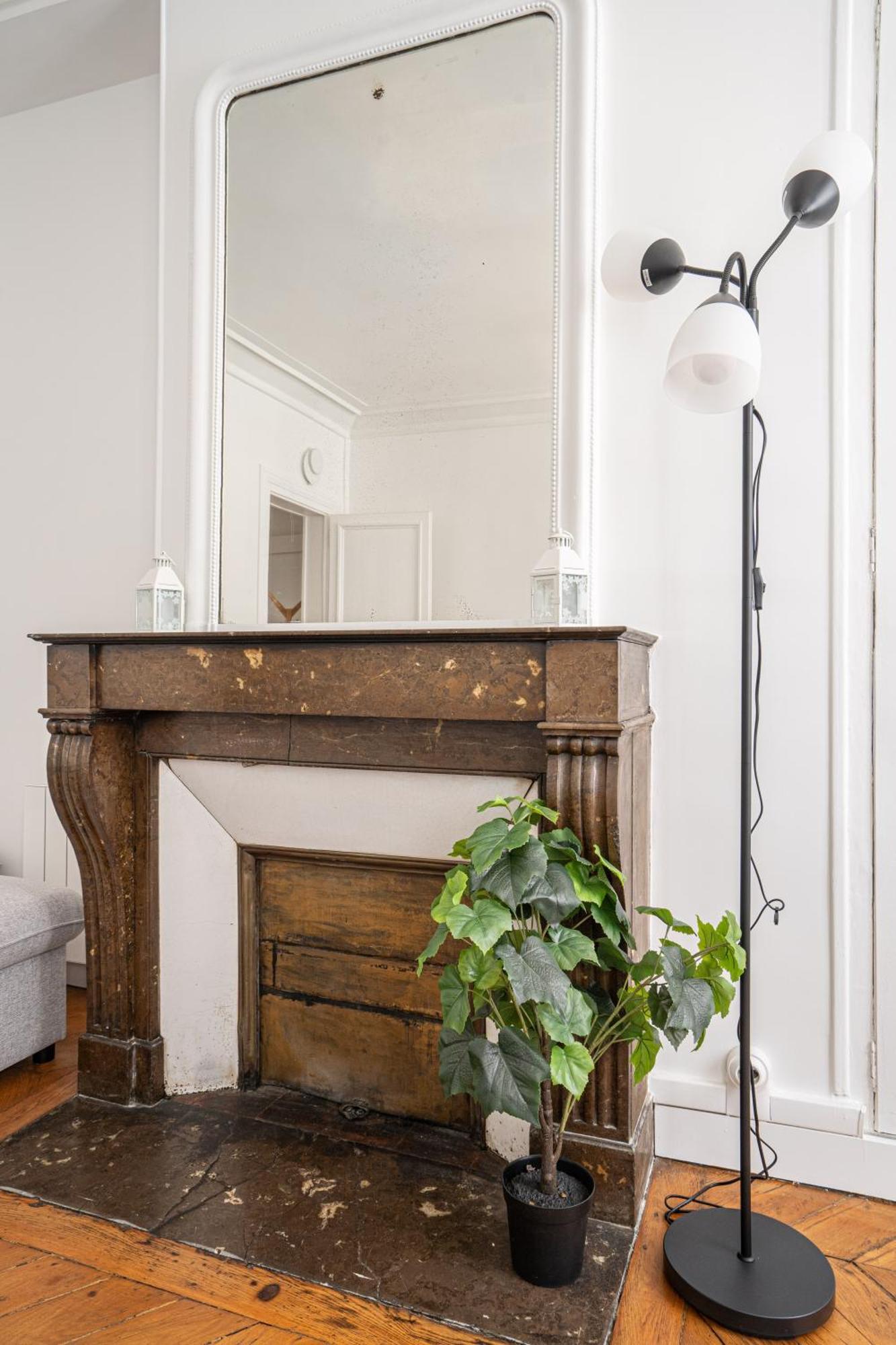 Big 2br Arc De Triomphe 4-6p Apartment *