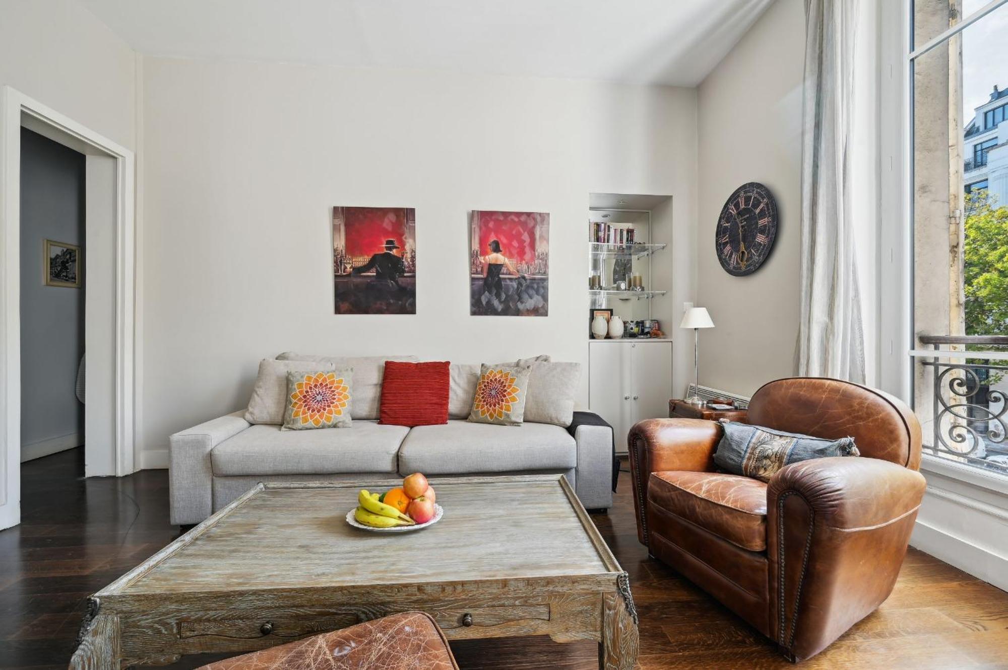 Champs-elysees & Arc De Triomphe - Cityapartmentstay Apartment Paris