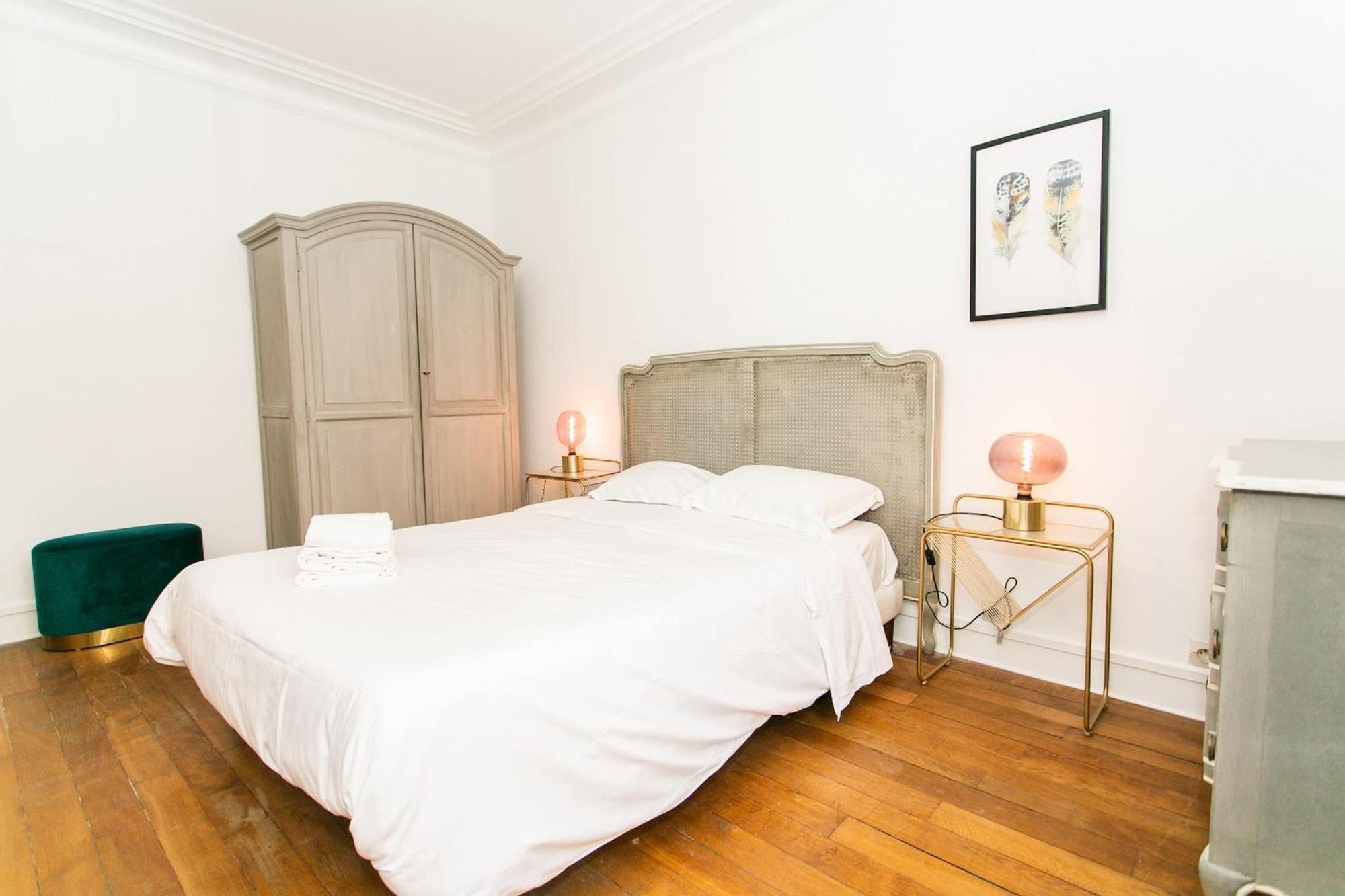 Marche 2Br Cosy *
