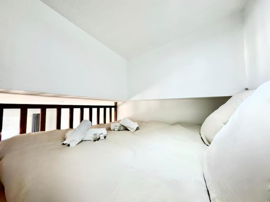 Apartment Mezzanine Cosy 4p Champs Elysees *