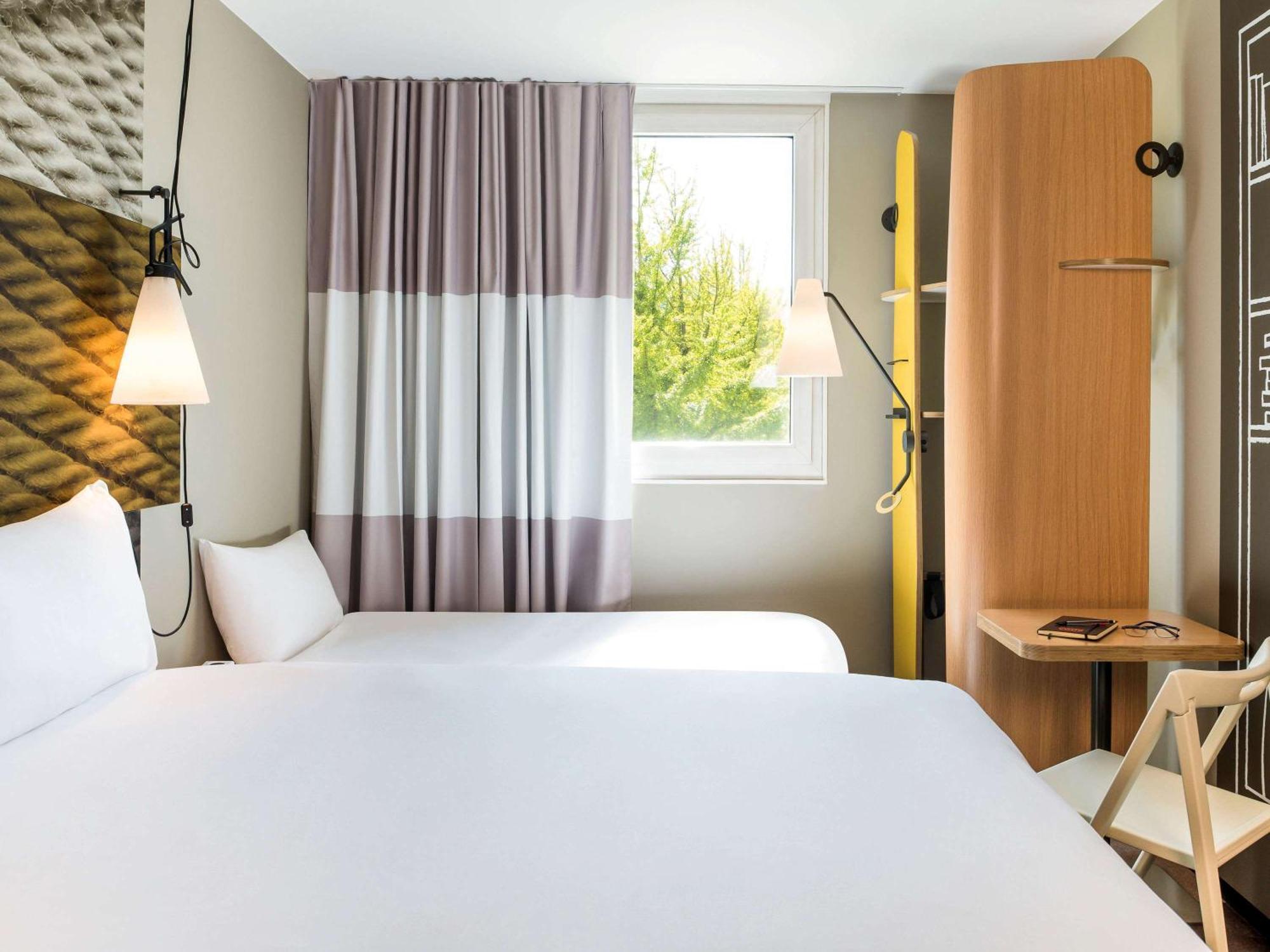 Hotel Ibis Gare Du Nord Chateau Landon 10eme Paris