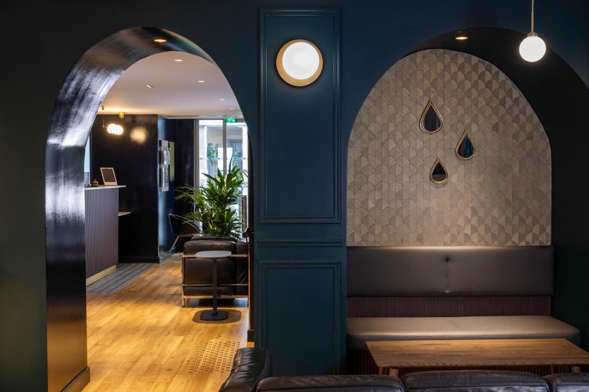 Best Western Bretagne Montparnasse Hotel 4*