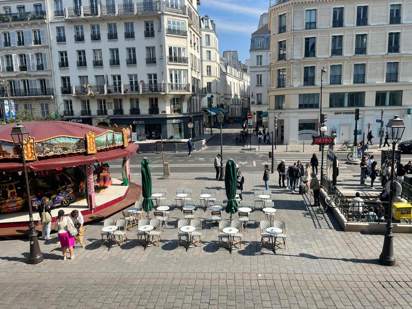 Saint-paul Le Marais Paris