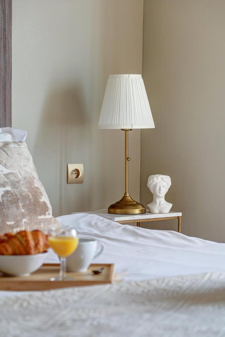 Apartment Triomphe - A Paris