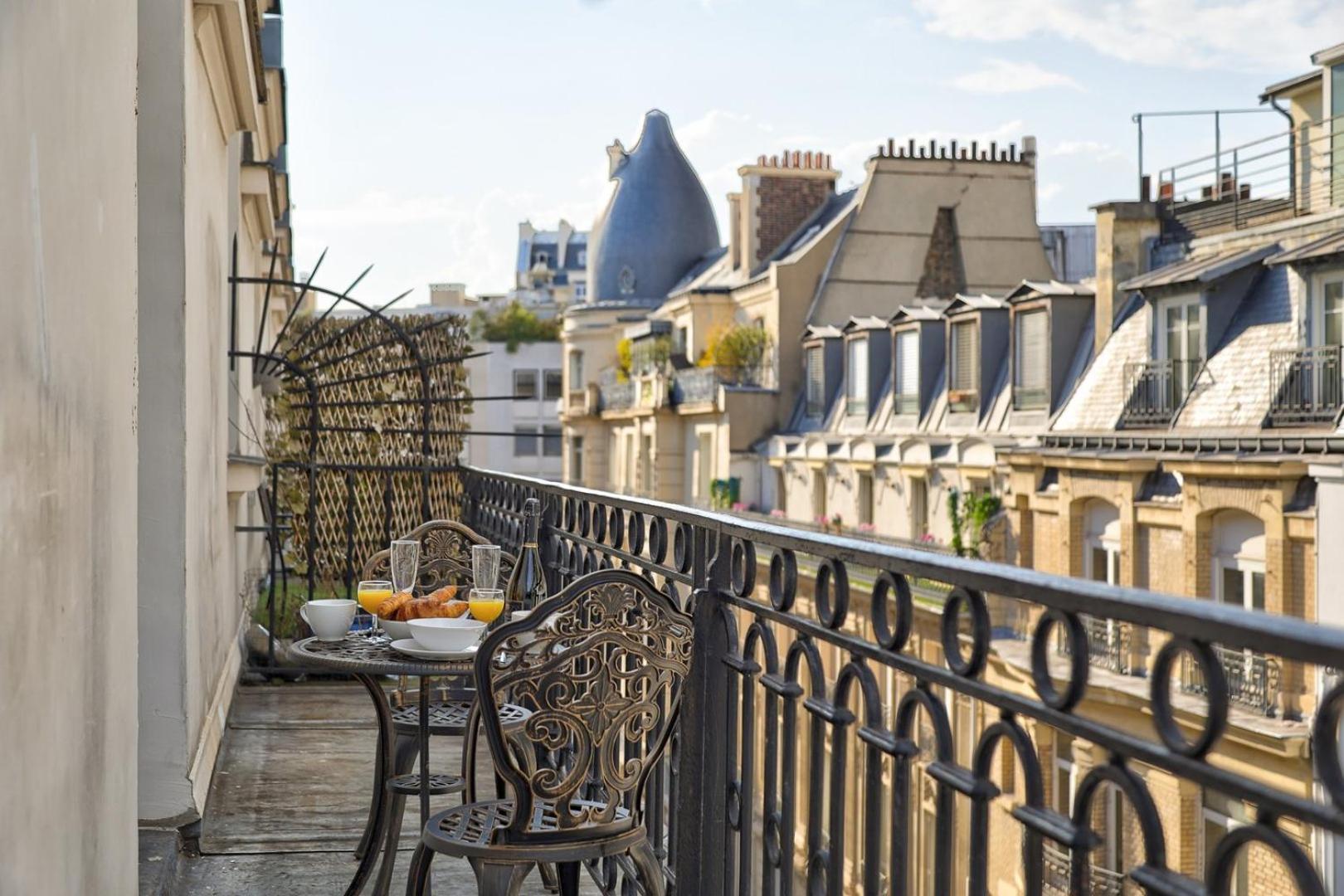 Triomphe - A * Paris