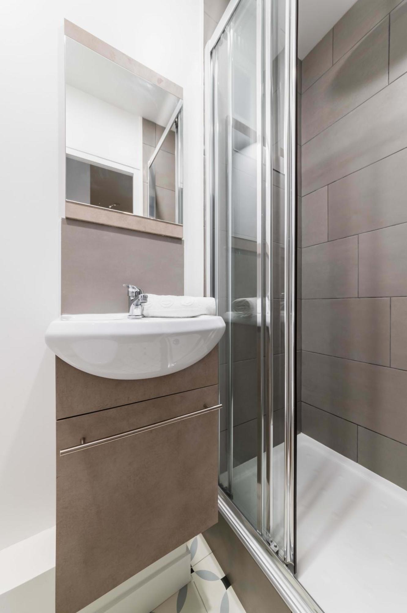 Apartment Studio Refait A Neuf Proche Metro - 19 - 2p Paris