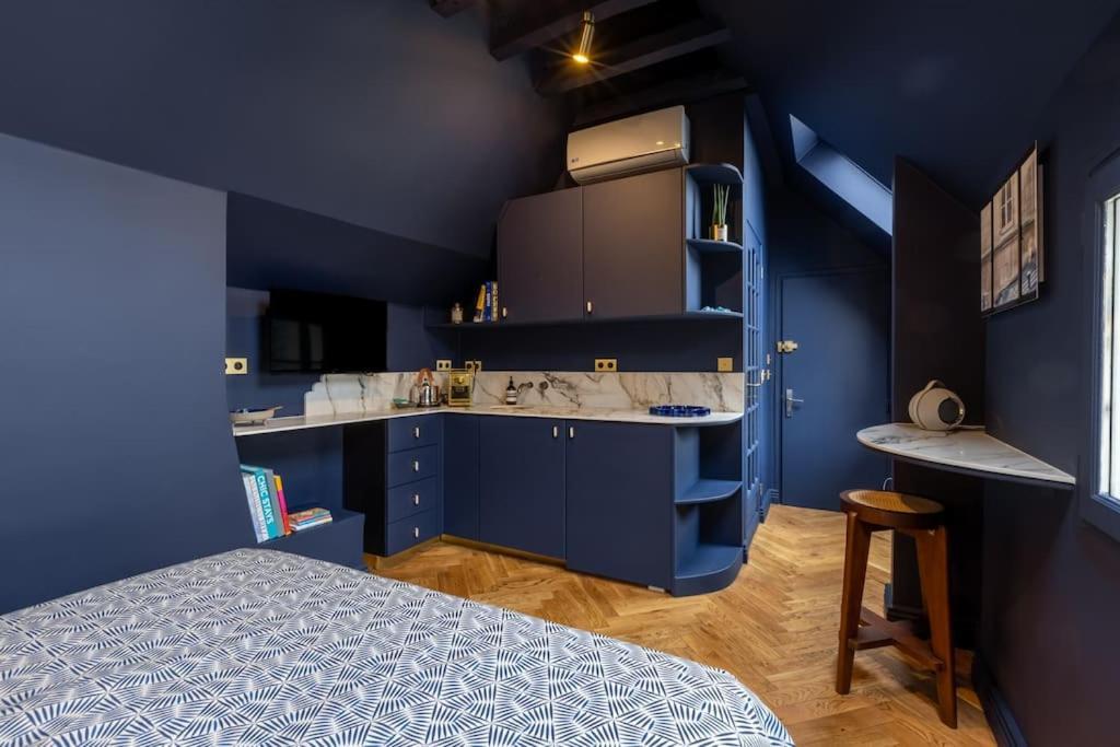 Apartment Midnight - Marais *