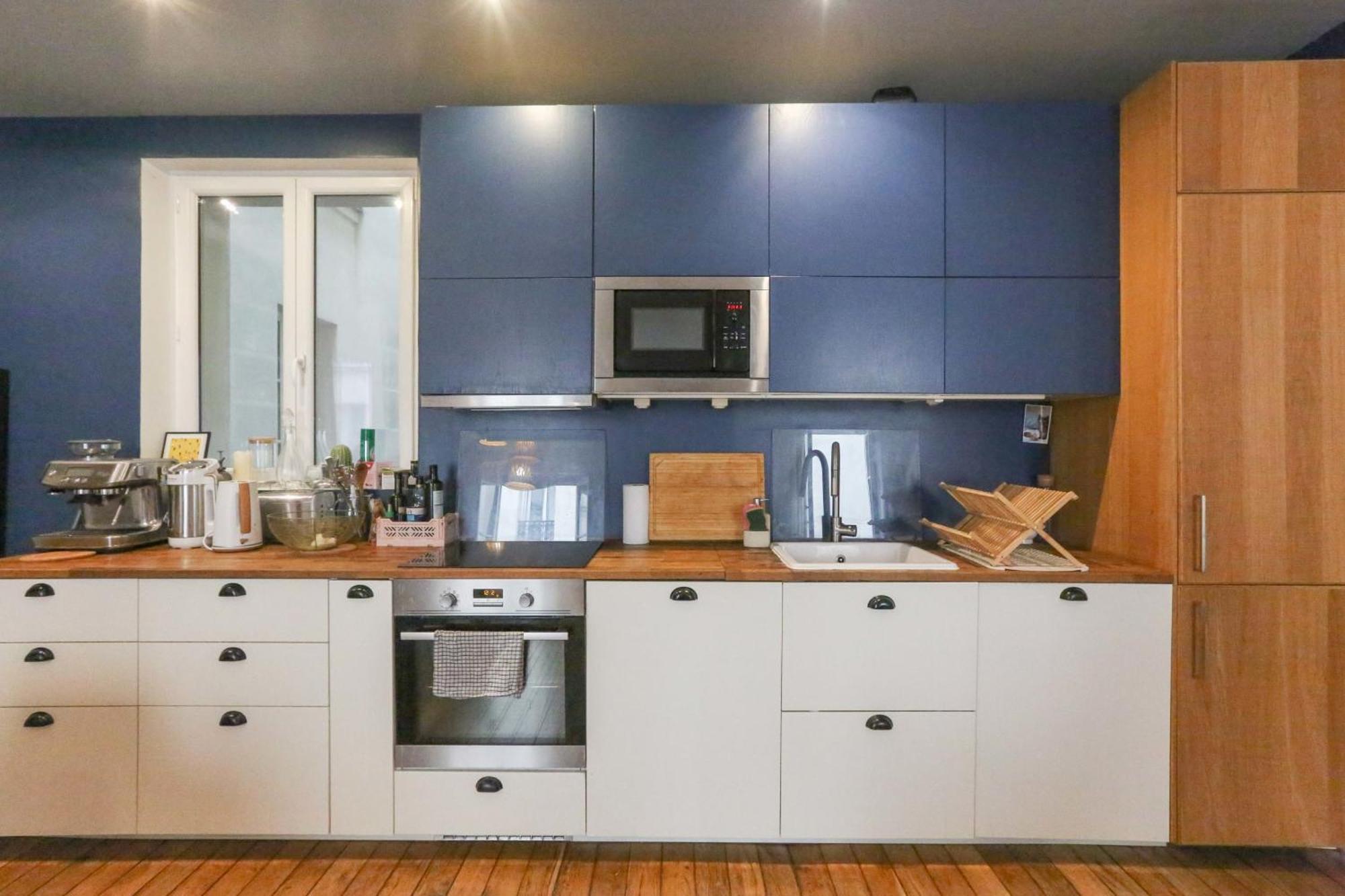 Spacious Near The * Paris