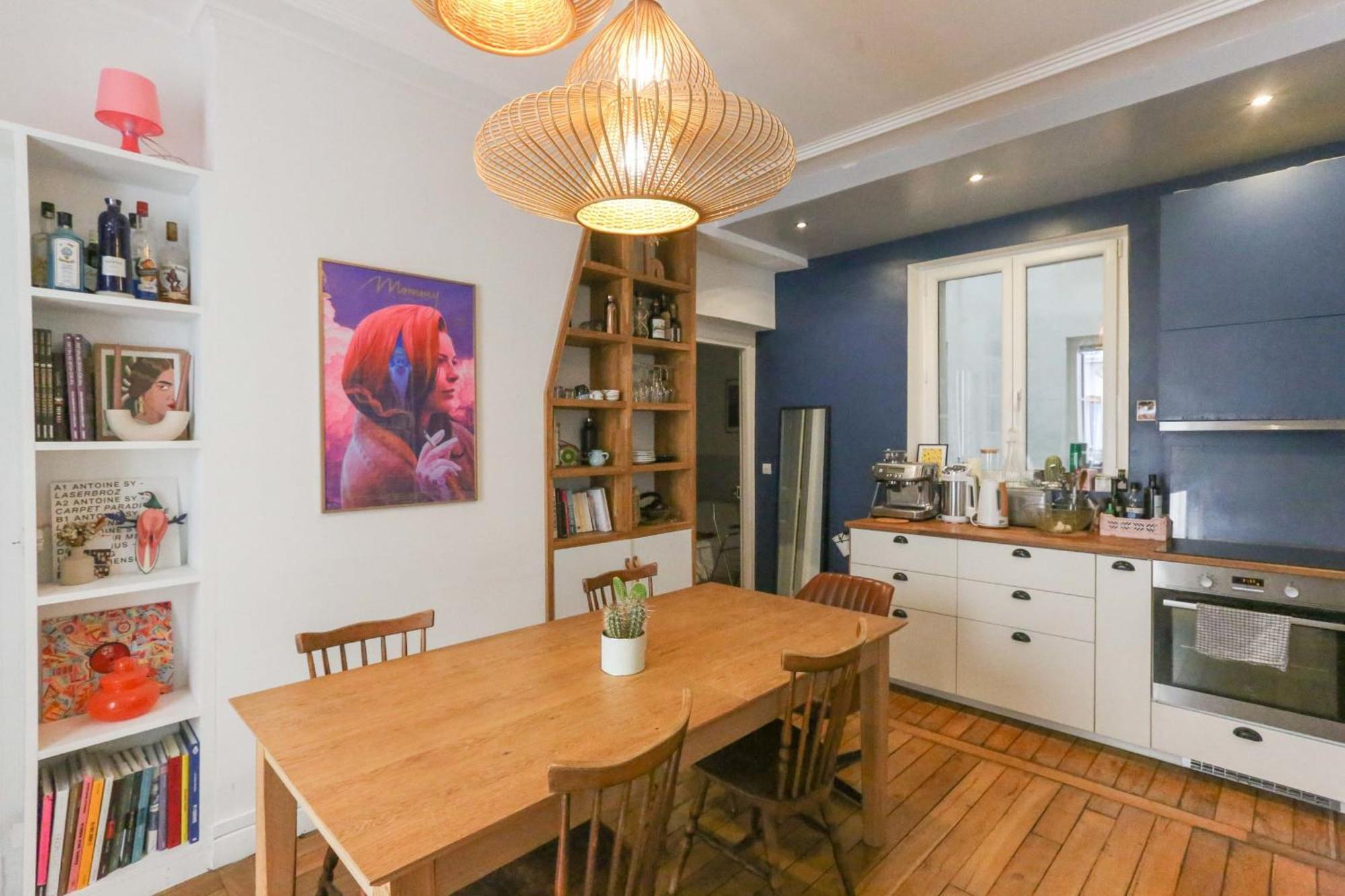Spacious Near The Apartment *