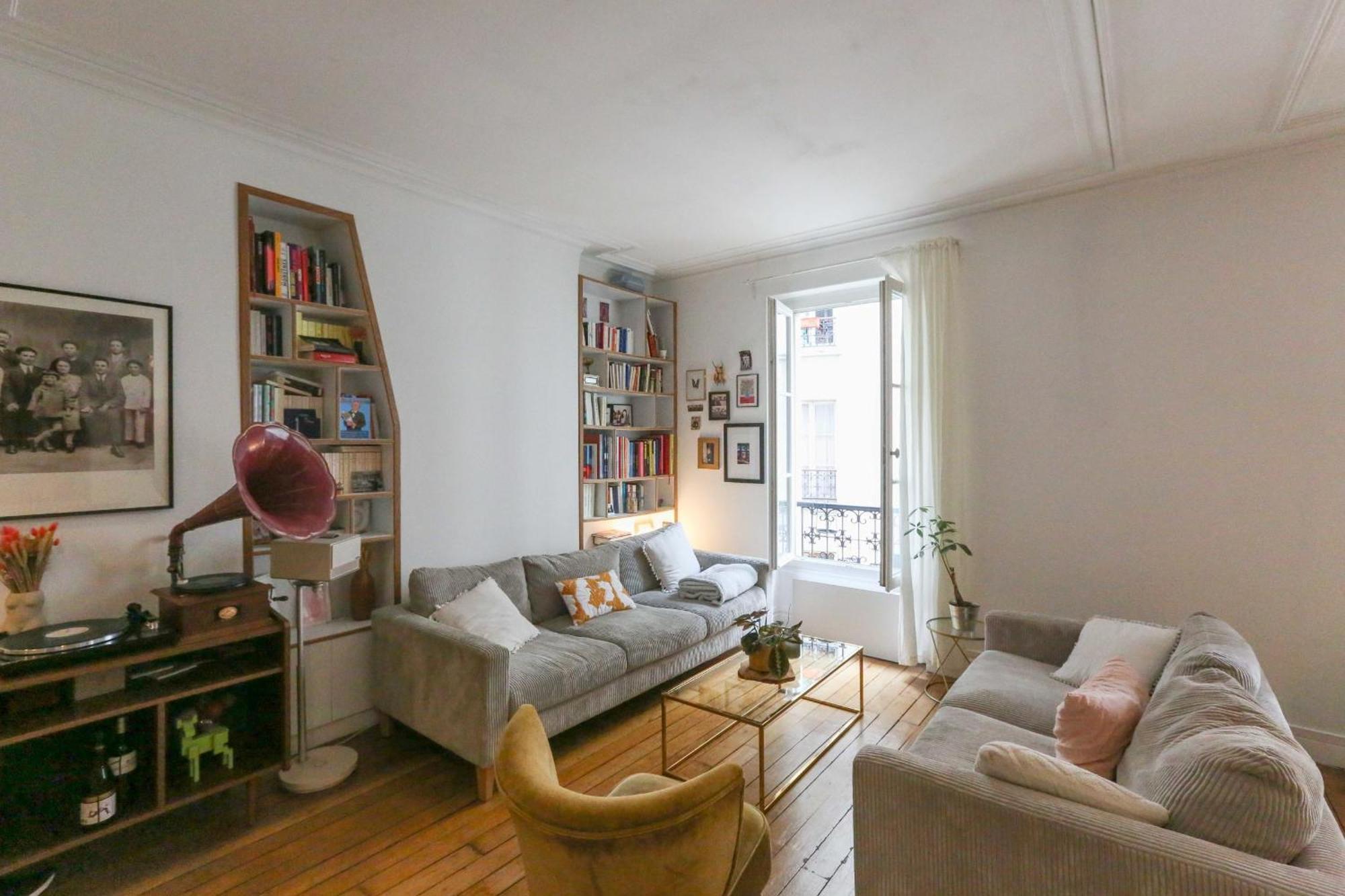 Apartment Spacious Near The *