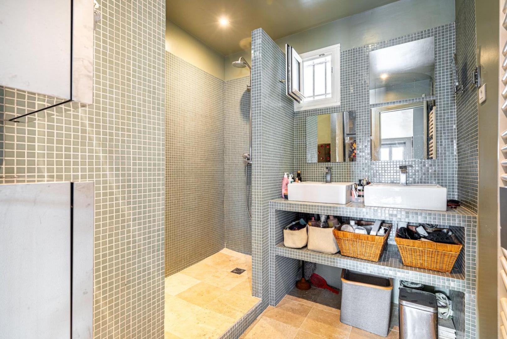 Guestready - Parisian Charm Near Sacre-coeur * Paris