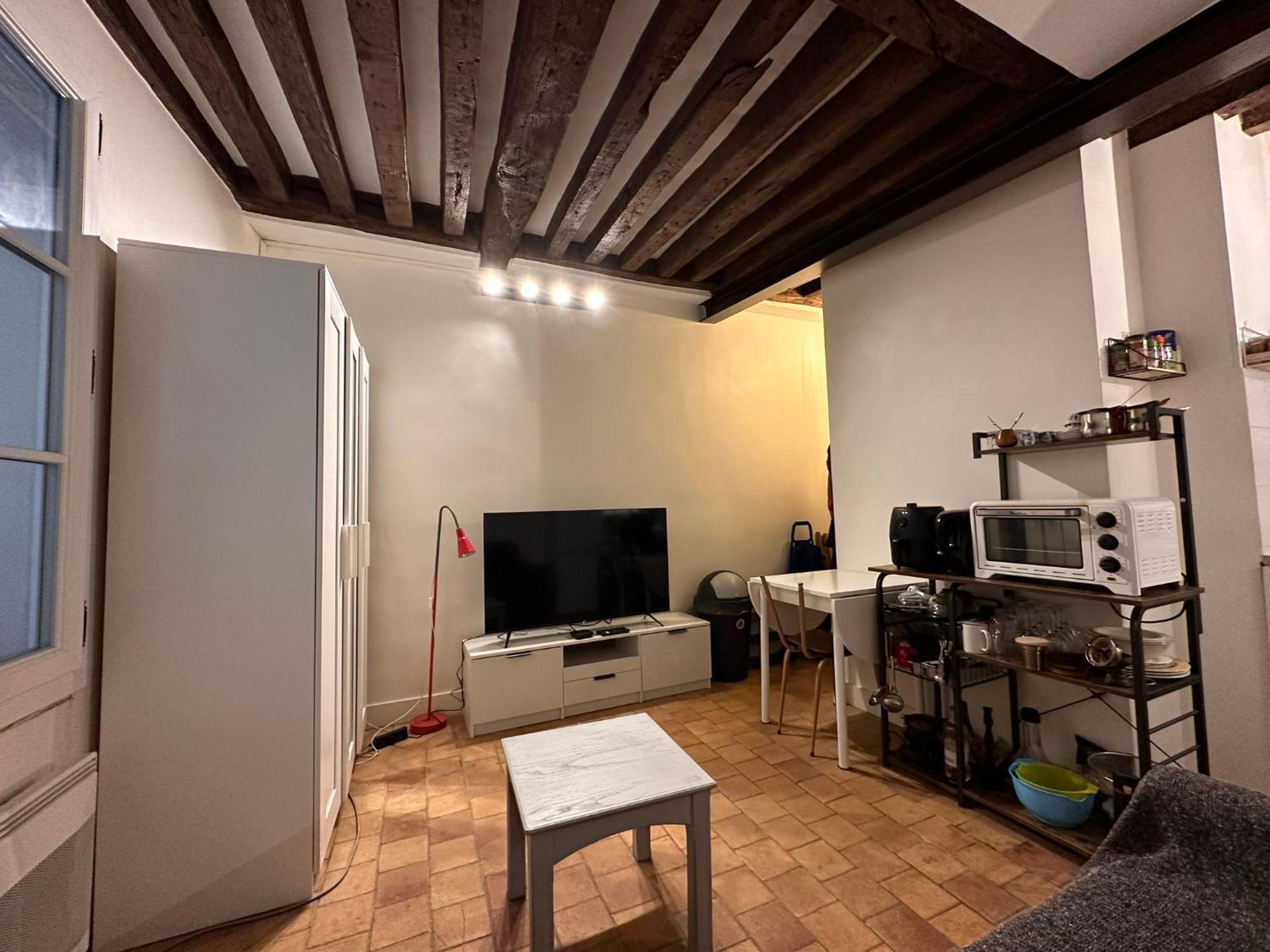 *studio*center Of Paris*ideal Couple* Apartment Paris