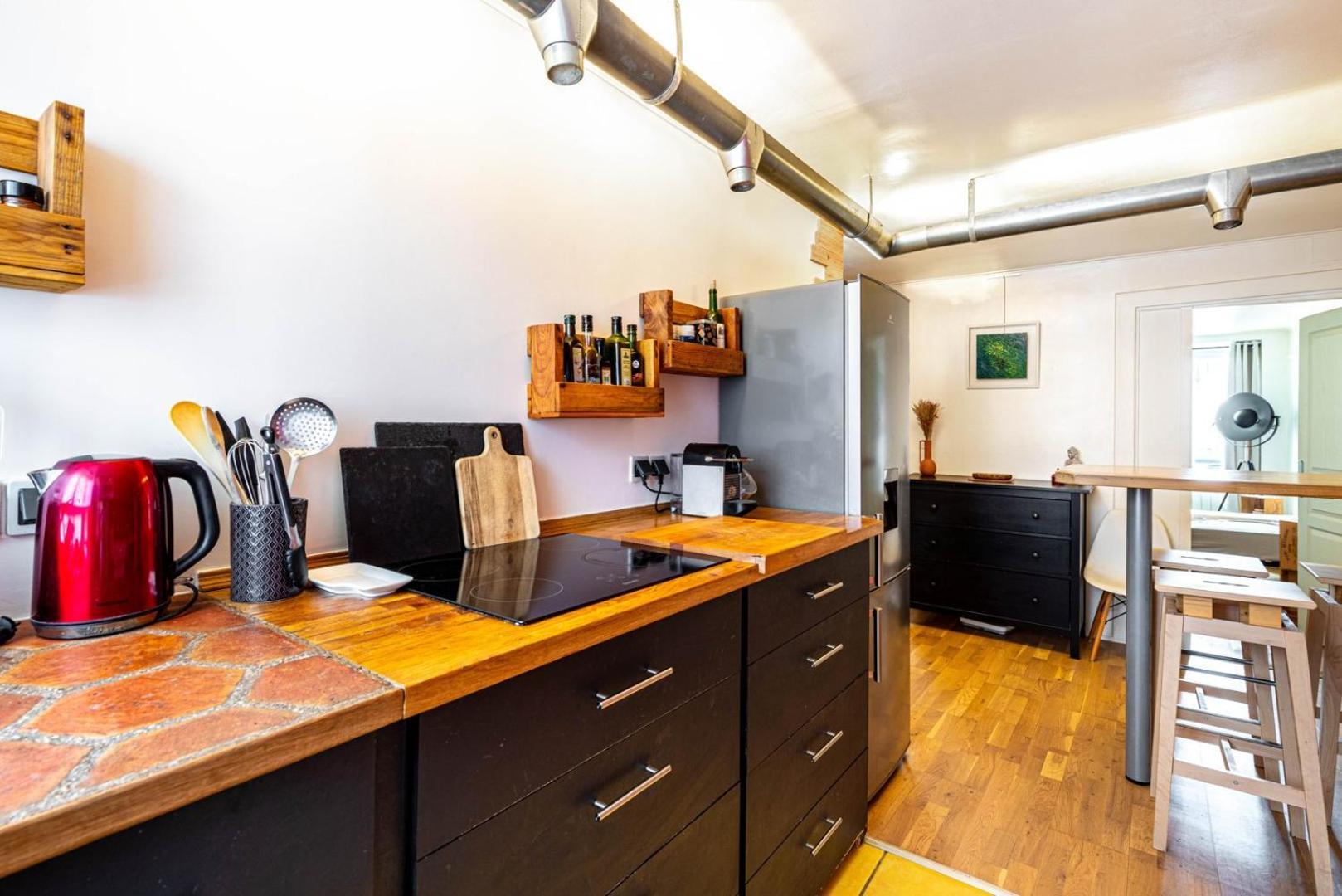 Guestready - Elegance Elevated Near Sacre-coeur Apartment Paris