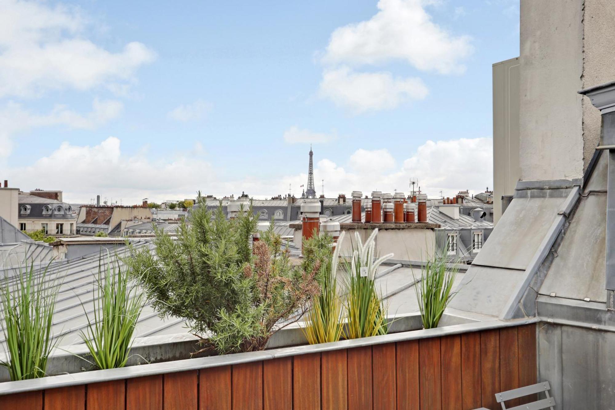 Maison Galante's With Services In La Madeleine - Opera Appartement *