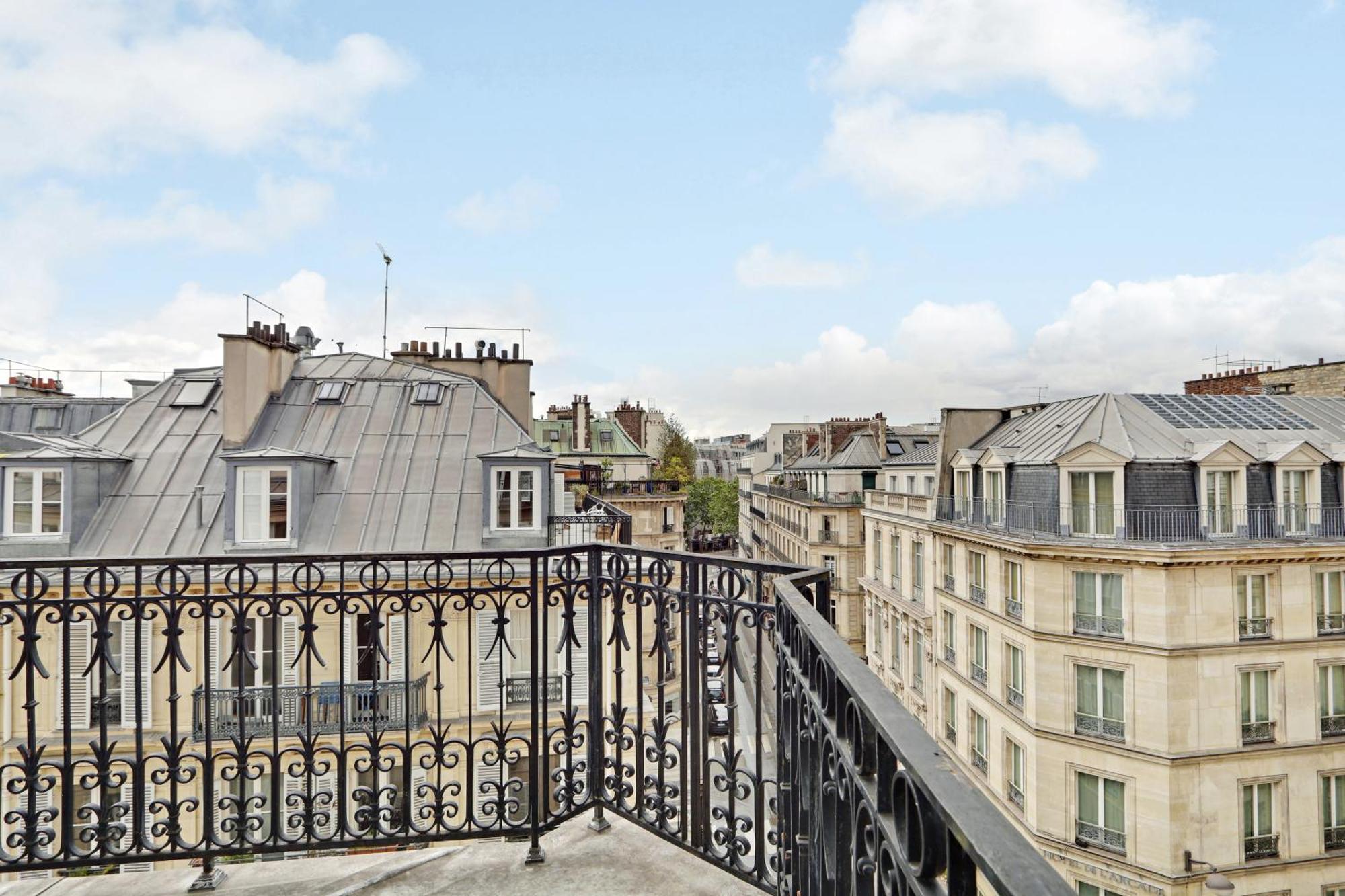 Appartement Maison Galante's With Services In La Madeleine - Opera *