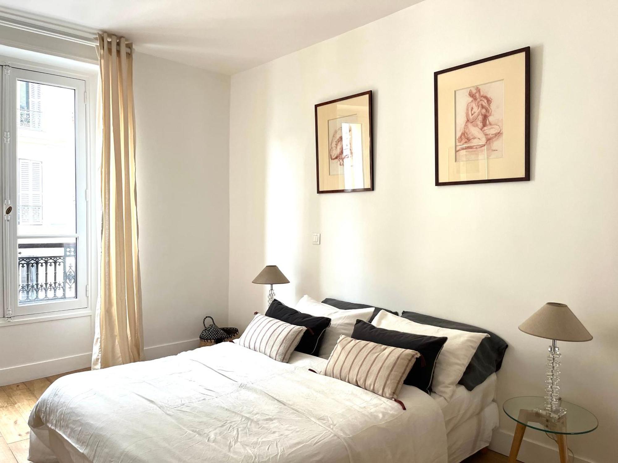 Apartment Charming Moulin Rouge Paris