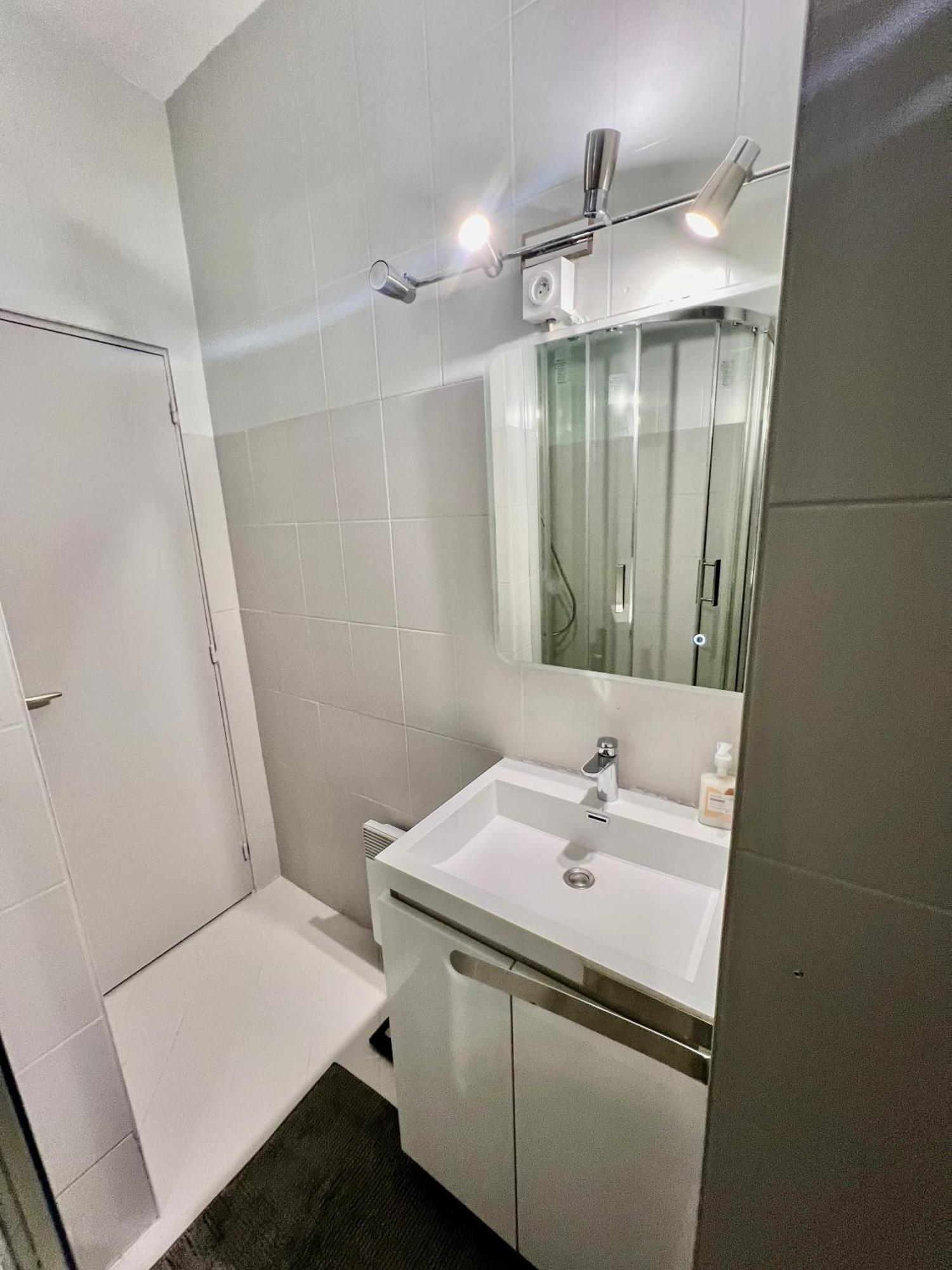 Apartment Cosy Studio - Champs-elysees