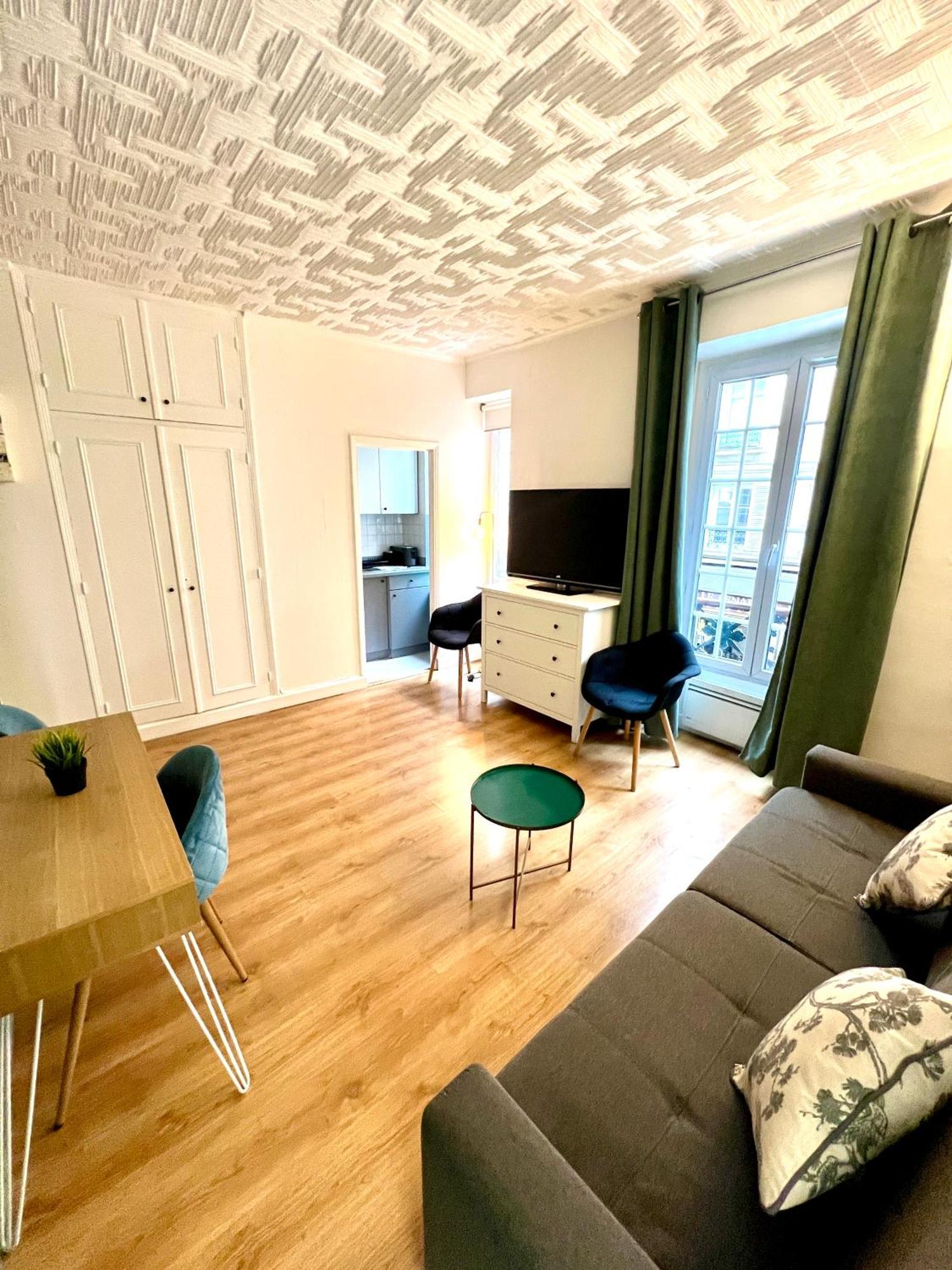 Apartment Cosy Studio - Champs-elysees Paris