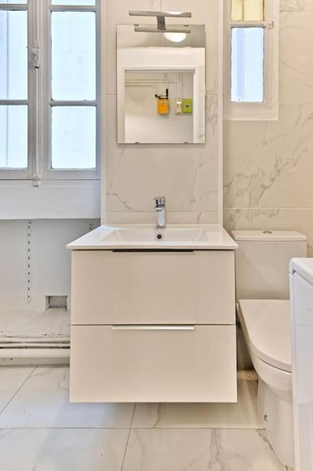 Paisible Parc Des Buttes-chaumont Apartment Paris